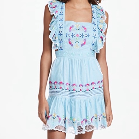 CeliaB Dresses & Skirts - NWT CeliaB Blossom Dress